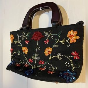Beautiful vintage beaded hand bag